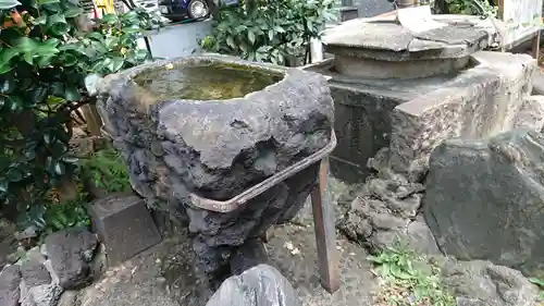 稲荷鬼王神社の手水舎