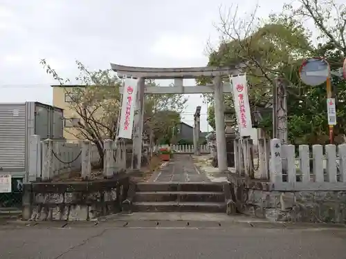 八幡神社（椋岡八幡神社）の鳥居