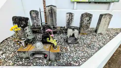 高津観音堂の像