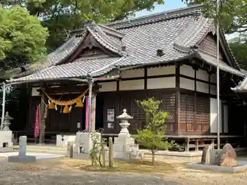 楠郷総社神明社の本殿・本堂