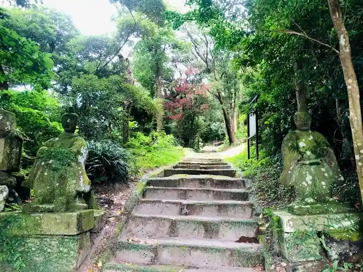 鬼丸神社のその他建物