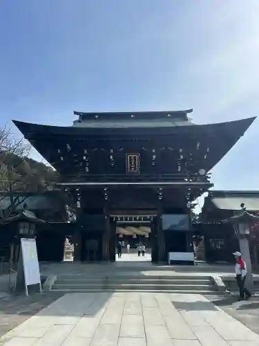 宮地嶽神社の{uncategorized: "未分類", other: "その他", undefined: "問題あり", building: "その他建物", grave: "お墓", sacred_gate: "鳥居", guardian: "狛犬", statue: "像", buddha: "仏像", history: "歴史", nature: "自然", garden: "庭園", animal: "動物", pagoda: "塔", temizu: "手水舎", mountain_gate: "山門・神門", sanctuary: "本殿・本堂", subordinate: "末社・摂社", art: "芸術", scenery: "景色", jizo: "地蔵", ema: "絵馬", goshuin: "御朱印", omikuji: "おみくじ", items: "授与品その他", amulet: "お守り", goshuincho: "御朱印帳", eats: "食事", festival: "お祭り", votive_dance: "神楽", shichigosan: "七五三参", wedding: "結婚式", experience: "体験その他", initially: "初詣", around: "周辺", anti_infection: "感染症対策"}