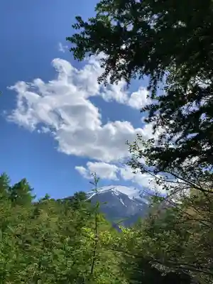 新屋山神社(山梨県)