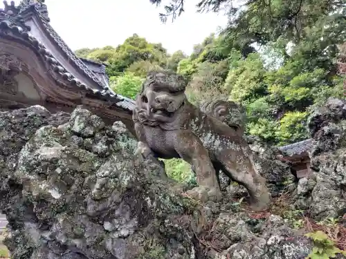 大宮神社の{uncategorized: "未分類", other: "その他", undefined: "問題あり", building: "その他建物", grave: "お墓", sacred_gate: "鳥居", guardian: "狛犬", statue: "像", buddha: "仏像", history: "歴史", nature: "自然", garden: "庭園", animal: "動物", pagoda: "塔", temizu: "手水舎", mountain_gate: "山門・神門", sanctuary: "本殿・本堂", subordinate: "末社・摂社", art: "芸術", scenery: "景色", jizo: "地蔵", ema: "絵馬", goshuin: "御朱印", omikuji: "おみくじ", items: "授与品その他", amulet: "お守り", goshuincho: "御朱印帳", eats: "食事", festival: "お祭り", votive_dance: "神楽", shichigosan: "七五三参", wedding: "結婚式", experience: "体験その他", initially: "初詣", around: "周辺", anti_infection: "感染症対策"}