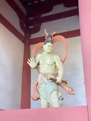 四天王寺の像