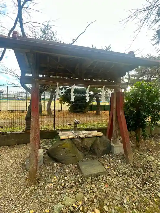 古川神社の手水舎