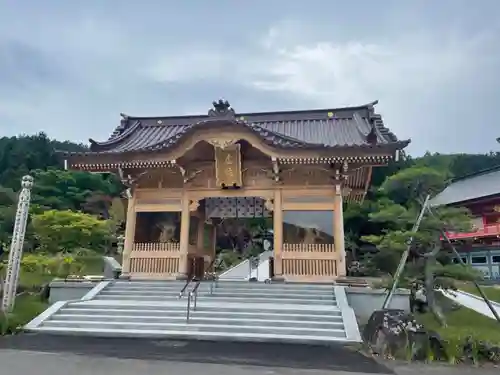 青龍寺(昭和大仏)の山門・神門
