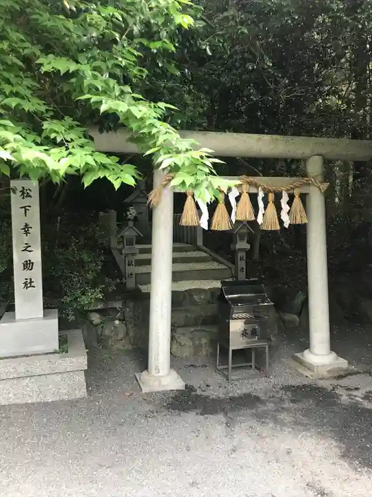 椿大神社の末社・摂社
