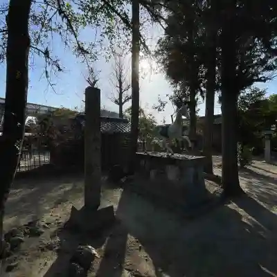 白山神社（松河戸町）の{uncategorized: "未分類", other: "その他", undefined: "問題あり", building: "その他建物", grave: "お墓", sacred_gate: "鳥居", guardian: "狛犬", statue: "像", buddha: "仏像", history: "歴史", nature: "自然", garden: "庭園", animal: "動物", pagoda: "塔", temizu: "手水舎", mountain_gate: "山門・神門", sanctuary: "本殿・本堂", subordinate: "末社・摂社", art: "芸術", scenery: "景色", jizo: "地蔵", ema: "絵馬", goshuin: "御朱印", omikuji: "おみくじ", items: "授与品その他", amulet: "お守り", goshuincho: "御朱印帳", eats: "食事", festival: "お祭り", votive_dance: "神楽", shichigosan: "七五三参", wedding: "結婚式", experience: "体験その他", initially: "初詣", around: "周辺", anti_infection: "感染症対策"}