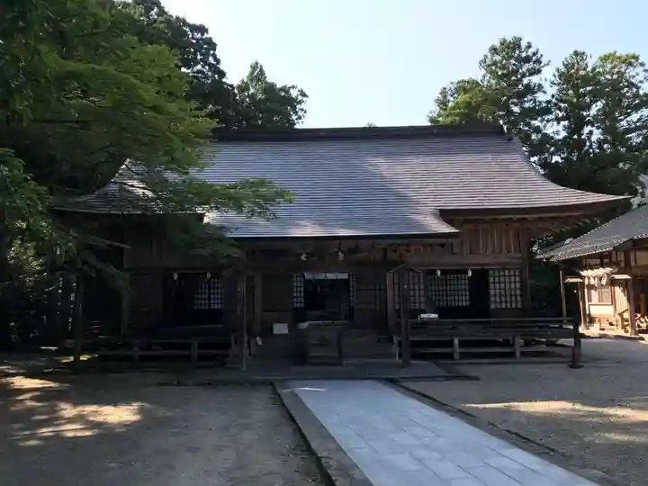 須佐神社の本殿・本堂