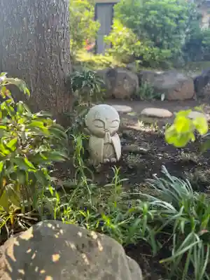感通寺の{uncategorized: "未分類", other: "その他", undefined: "問題あり", building: "その他建物", grave: "お墓", sacred_gate: "鳥居", guardian: "狛犬", statue: "像", buddha: "仏像", history: "歴史", nature: "自然", garden: "庭園", animal: "動物", pagoda: "塔", temizu: "手水舎", mountain_gate: "山門・神門", sanctuary: "本殿・本堂", subordinate: "末社・摂社", art: "芸術", scenery: "景色", jizo: "地蔵", ema: "絵馬", goshuin: "御朱印", omikuji: "おみくじ", items: "授与品その他", amulet: "お守り", goshuincho: "御朱印帳", eats: "食事", festival: "お祭り", votive_dance: "神楽", shichigosan: "七五三参", wedding: "結婚式", experience: "体験その他", initially: "初詣", around: "周辺", anti_infection: "感染症対策"}
