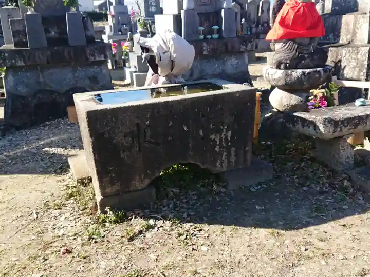 岩松寺の手水舎