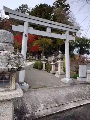 立志神社の鳥居