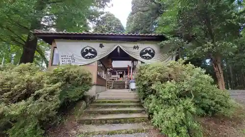 坪沼八幡神社の山門・神門