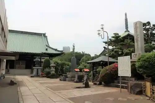 妙行寺の本殿・本堂