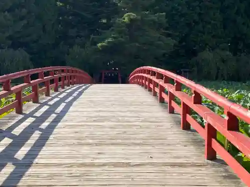 猿賀神社の建物その他