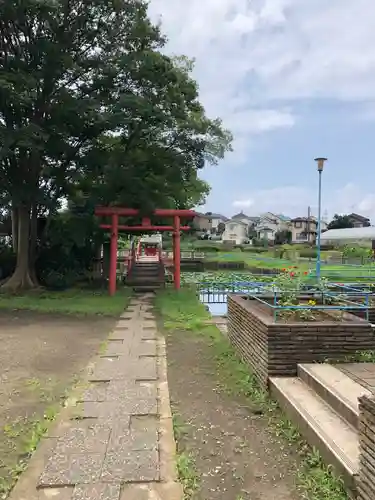 出世弁財天女宮の鳥居