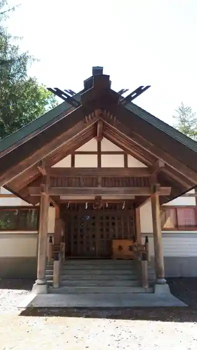 京極八幡神社の本殿