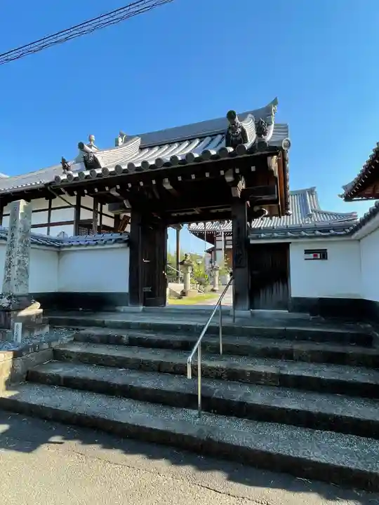 長円寺の山門・神門