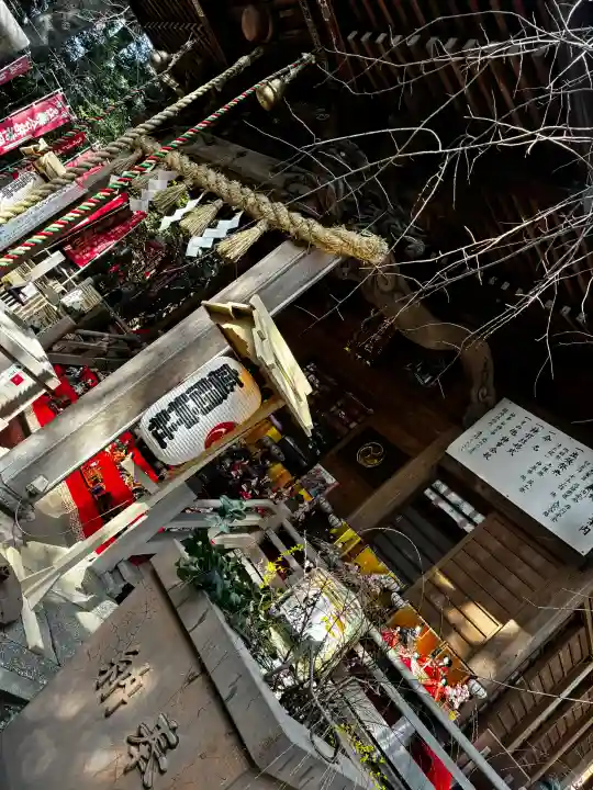 座間神社の{uncategorized: "未分類", other: "その他", undefined: "問題あり", building: "その他建物", grave: "お墓", sacred_gate: "鳥居", guardian: "狛犬", statue: "像", buddha: "仏像", history: "歴史", nature: "自然", garden: "庭園", animal: "動物", pagoda: "塔", temizu: "手水舎", mountain_gate: "山門・神門", sanctuary: "本殿・本堂", subordinate: "末社・摂社", art: "芸術", scenery: "景色", jizo: "地蔵", ema: "絵馬", goshuin: "御朱印", omikuji: "おみくじ", items: "授与品その他", amulet: "お守り", goshuincho: "御朱印帳", eats: "食事", festival: "お祭り", votive_dance: "神楽", shichigosan: "七五三参", wedding: "結婚式", experience: "体験その他", initially: "初詣", around: "周辺", anti_infection: "感染症対策"}