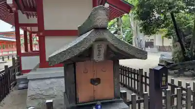 荒熊白髭稲荷神社の本殿・本堂