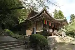 宝珠山 立石寺の本殿