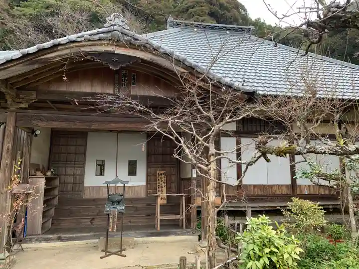 向上庵の本殿・本堂