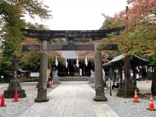 鳥海月山両所宮の鳥居