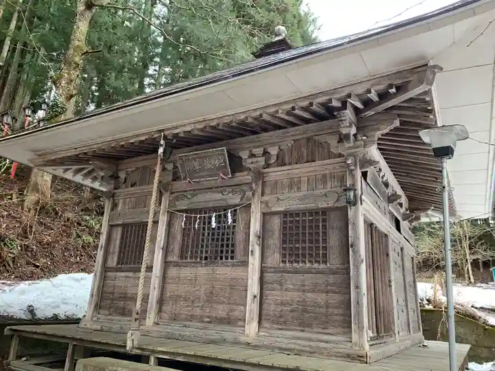 湯野上温泉神社の本殿・本堂