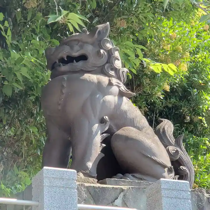 神明社(常滑神明社)の狛犬