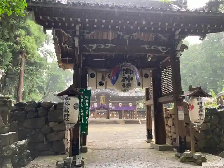 印岐志呂神社の山門・神門