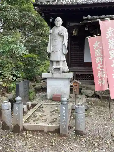 観音寺の像