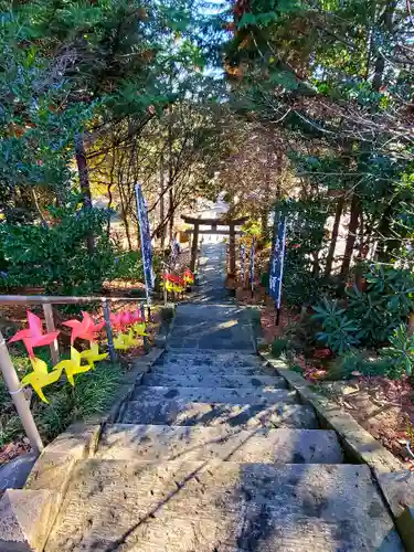 滑川神社 - 仕事と子どもの守り神の鳥居