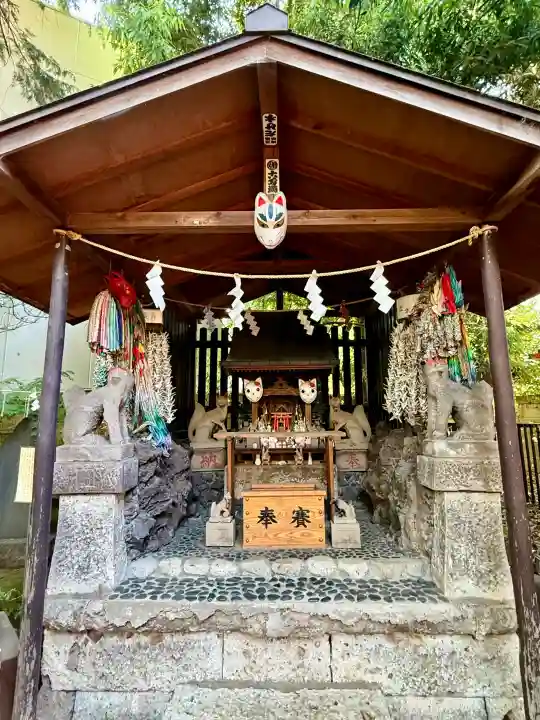 くまくま神社(導きの社 熊野町熊野神社)(東京都)