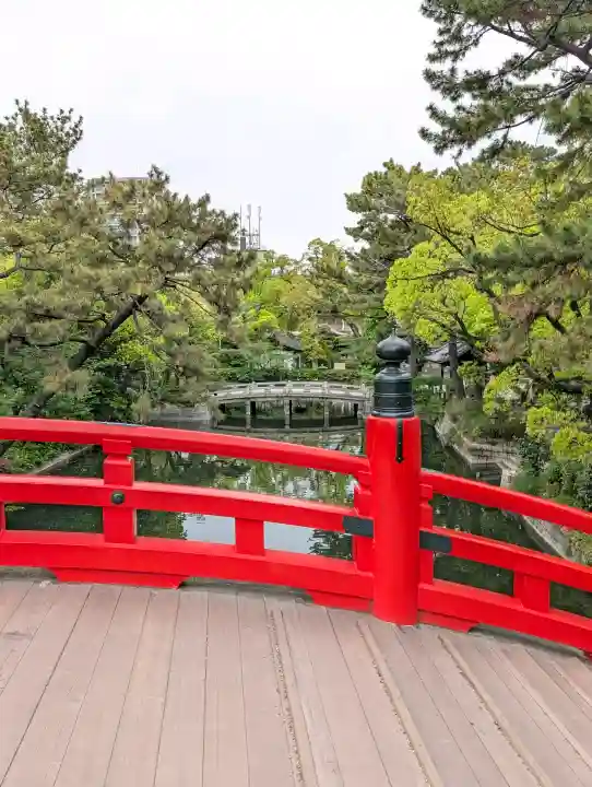 住吉大社の{uncategorized: "未分類", other: "その他", undefined: "問題あり", building: "その他建物", grave: "お墓", sacred_gate: "鳥居", guardian: "狛犬", statue: "像", buddha: "仏像", history: "歴史", nature: "自然", garden: "庭園", animal: "動物", pagoda: "塔", temizu: "手水舎", mountain_gate: "山門・神門", sanctuary: "本殿・本堂", subordinate: "末社・摂社", art: "芸術", scenery: "景色", jizo: "地蔵", ema: "絵馬", goshuin: "御朱印", omikuji: "おみくじ", items: "授与品その他", amulet: "お守り", goshuincho: "御朱印帳", eats: "食事", festival: "お祭り", votive_dance: "神楽", shichigosan: "七五三参", wedding: "結婚式", experience: "体験その他", initially: "初詣", around: "周辺", anti_infection: "感染症対策"}