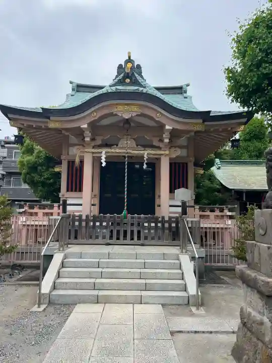 堀之内三輪神社の{uncategorized: "未分類", other: "その他", undefined: "問題あり", building: "その他建物", grave: "お墓", sacred_gate: "鳥居", guardian: "狛犬", statue: "像", buddha: "仏像", history: "歴史", nature: "自然", garden: "庭園", animal: "動物", pagoda: "塔", temizu: "手水舎", mountain_gate: "山門・神門", sanctuary: "本殿・本堂", subordinate: "末社・摂社", art: "芸術", scenery: "景色", jizo: "地蔵", ema: "絵馬", goshuin: "御朱印", omikuji: "おみくじ", items: "授与品その他", amulet: "お守り", goshuincho: "御朱印帳", eats: "食事", festival: "お祭り", votive_dance: "神楽", shichigosan: "七五三参", wedding: "結婚式", experience: "体験その他", initially: "初詣", around: "周辺", anti_infection: "感染症対策"}