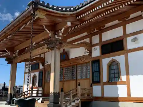 慶徳寺の本殿・本堂