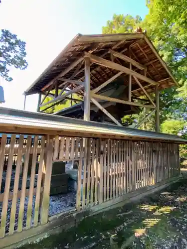 妻恋稲荷神社の本殿