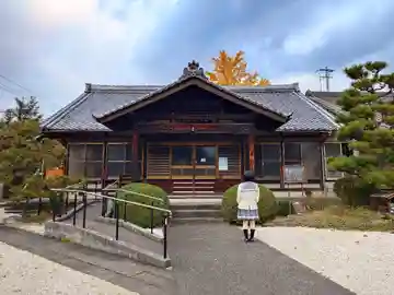 平田寺の本殿・本堂