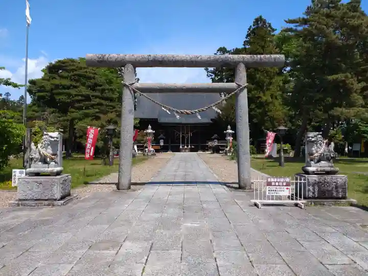 鳥谷崎神社の本殿・本堂