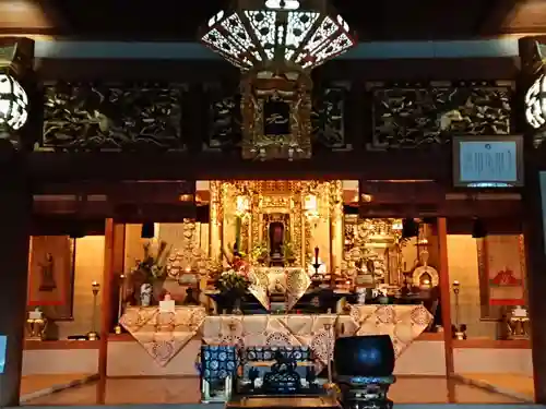 徳応寺の本殿・本堂