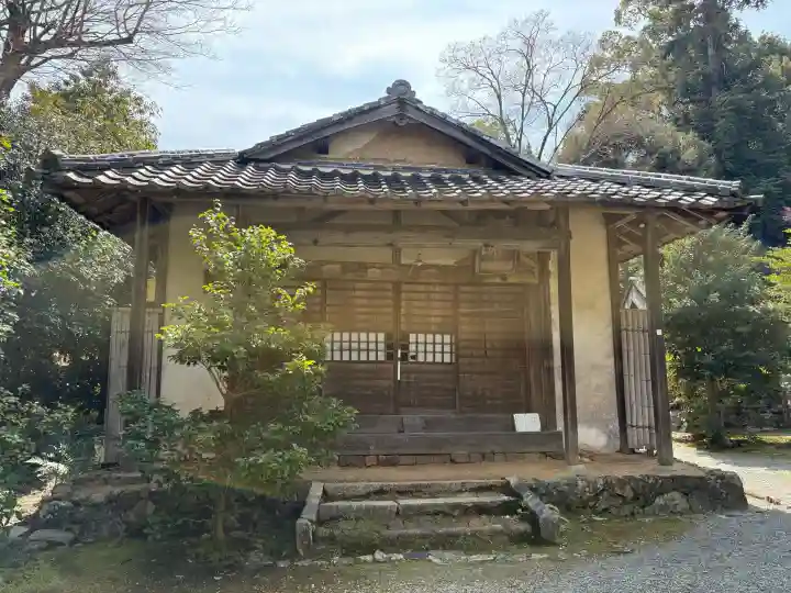 浄住寺の{uncategorized: "未分類", other: "その他", undefined: "問題あり", building: "その他建物", grave: "お墓", sacred_gate: "鳥居", guardian: "狛犬", statue: "像", buddha: "仏像", history: "歴史", nature: "自然", garden: "庭園", animal: "動物", pagoda: "塔", temizu: "手水舎", mountain_gate: "山門・神門", sanctuary: "本殿・本堂", subordinate: "末社・摂社", art: "芸術", scenery: "景色", jizo: "地蔵", ema: "絵馬", goshuin: "御朱印", omikuji: "おみくじ", items: "授与品その他", amulet: "お守り", goshuincho: "御朱印帳", eats: "食事", festival: "お祭り", votive_dance: "神楽", shichigosan: "七五三参", wedding: "結婚式", experience: "体験その他", initially: "初詣", around: "周辺", anti_infection: "感染症対策"}