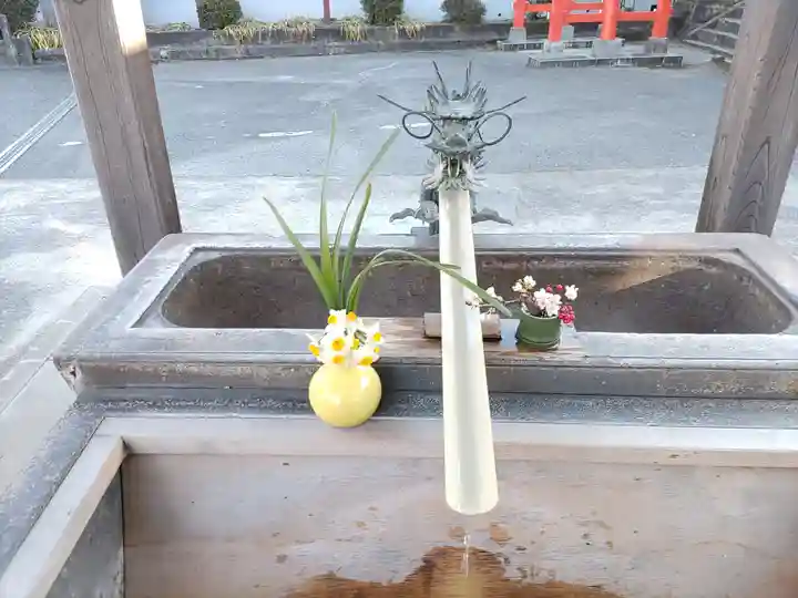 武蔵第六天神社の手水舎