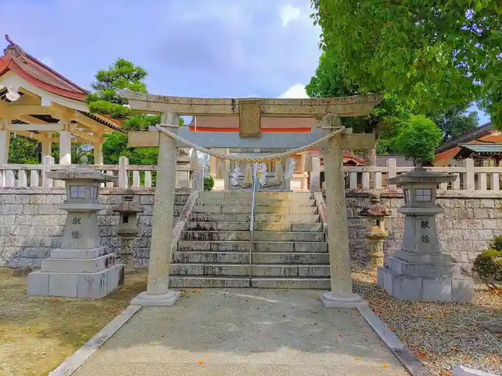 貴船社(一社3)の鳥居