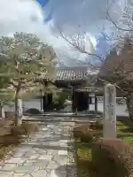 圓光寺の{uncategorized: "未分類", other: "その他", undefined: "問題あり", building: "その他建物", grave: "お墓", sacred_gate: "鳥居", guardian: "狛犬", statue: "像", buddha: "仏像", history: "歴史", nature: "自然", garden: "庭園", animal: "動物", pagoda: "塔", temizu: "手水舎", mountain_gate: "山門・神門", sanctuary: "本殿・本堂", subordinate: "末社・摂社", art: "芸術", scenery: "景色", jizo: "地蔵", ema: "絵馬", goshuin: "御朱印", omikuji: "おみくじ", items: "授与品その他", amulet: "お守り", goshuincho: "御朱印帳", eats: "食事", festival: "お祭り", votive_dance: "神楽", shichigosan: "七五三参", wedding: "結婚式", experience: "体験その他", initially: "初詣", around: "周辺", anti_infection: "感染症対策"}