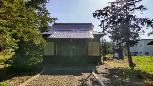 東中神社の本殿