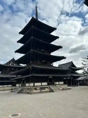 法隆寺の{uncategorized: "未分類", other: "その他", undefined: "問題あり", building: "その他建物", grave: "お墓", sacred_gate: "鳥居", guardian: "狛犬", statue: "像", buddha: "仏像", history: "歴史", nature: "自然", garden: "庭園", animal: "動物", pagoda: "塔", temizu: "手水舎", mountain_gate: "山門・神門", sanctuary: "本殿・本堂", subordinate: "末社・摂社", art: "芸術", scenery: "景色", jizo: "地蔵", ema: "絵馬", goshuin: "御朱印", omikuji: "おみくじ", items: "授与品その他", amulet: "お守り", goshuincho: "御朱印帳", eats: "食事", festival: "お祭り", votive_dance: "神楽", shichigosan: "七五三参", wedding: "結婚式", experience: "体験その他", initially: "初詣", around: "周辺", anti_infection: "感染症対策"}