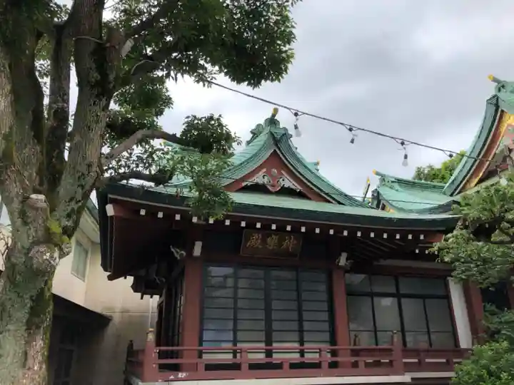 諏訪神社の本殿・本堂