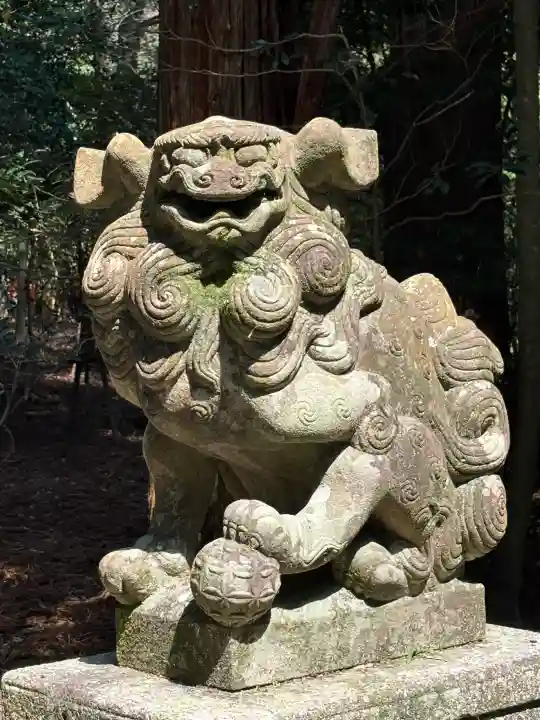 椿大神社の{uncategorized: "未分類", other: "その他", undefined: "問題あり", building: "その他建物", grave: "お墓", sacred_gate: "鳥居", guardian: "狛犬", statue: "像", buddha: "仏像", history: "歴史", nature: "自然", garden: "庭園", animal: "動物", pagoda: "塔", temizu: "手水舎", mountain_gate: "山門・神門", sanctuary: "本殿・本堂", subordinate: "末社・摂社", art: "芸術", scenery: "景色", jizo: "地蔵", ema: "絵馬", goshuin: "御朱印", omikuji: "おみくじ", items: "授与品その他", amulet: "お守り", goshuincho: "御朱印帳", eats: "食事", festival: "お祭り", votive_dance: "神楽", shichigosan: "七五三参", wedding: "結婚式", experience: "体験その他", initially: "初詣", around: "周辺", anti_infection: "感染症対策"}