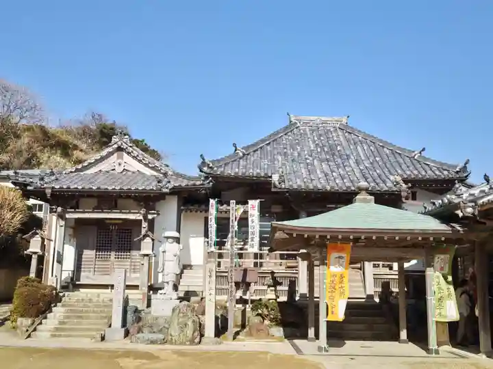 医徳院の本殿・本堂